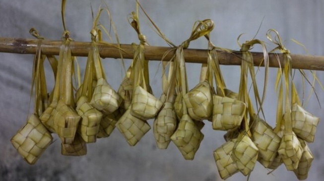 Cara Menyimpan Sisa Ketupat di Freezer Agar Tetap Kenyal saat Dipanaskan