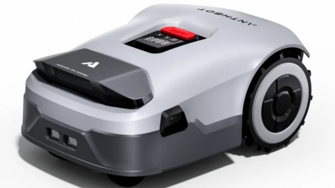 ANTHBOT Genie: Robot Pintar Pemotong Rumput dengan Teknologi AI dan GPS
