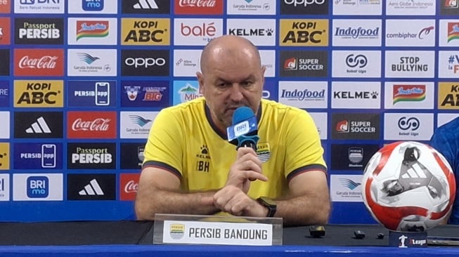 Persib Bandung Siap Hadapi Borneo FC, Bojan Hodak Targetkan Hasil Positif