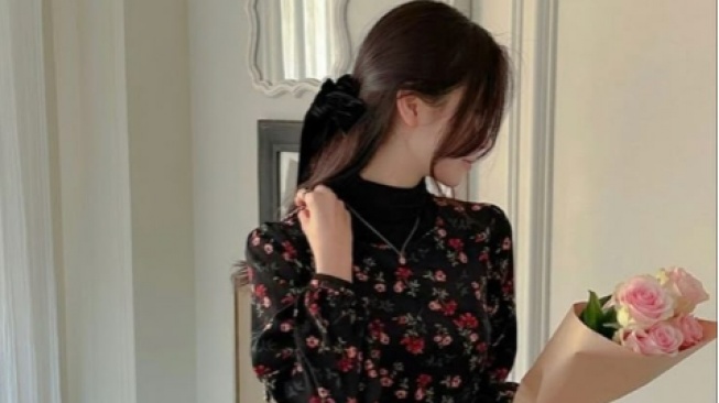 Flower Power 2026: Upgrade Dress Motif Bunga Lamamu Biar Lebih Chic dan Dewasa!