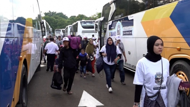 Ribuan Pemudik Bersiap Berangkat, Mudik Bareng Pertamina Dorong Perjalanan Aman dan Hemat BBM