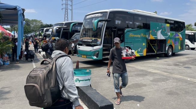 H-5 Lebaran, 10 Ribu Orang Sudah Tinggalkan Jakarta dari Terminal Kampung Rambutan