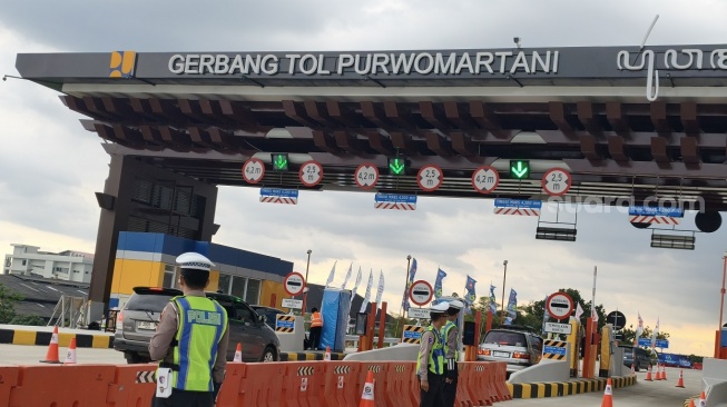 Operasional Hari Pertama, Ruas Fungsional Tol Prambanan-Purwomartani Dilintasi Ribuan Kendaraan