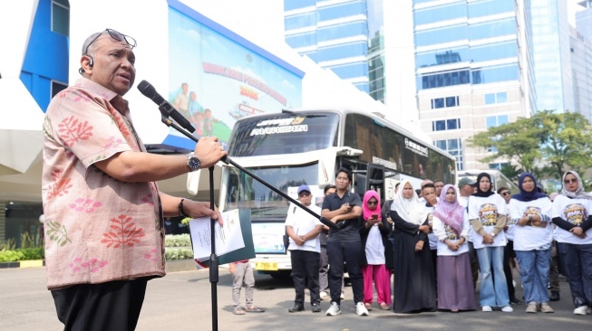 Apresiasi bagi Pekerja, Wamenaker Berangkatkan 295 Buruh dalam Program Mudik Gratis 2026