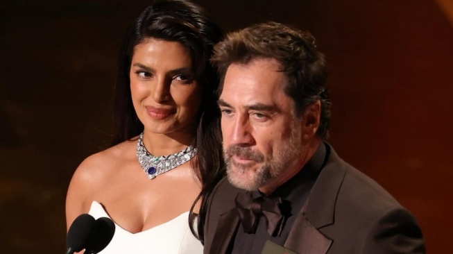 Tampan dan Pemberani, Javier Bardem Kritik Pedas Trump-Netanyahu di Panggung Oscar 2026