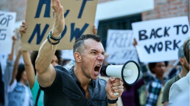 Aktivis HAM Indonesia: Pekerjaan Paling Berbahaya dengan Nyawa Taruhannya