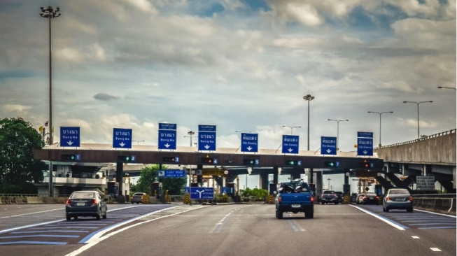 Khawatir Saldo E-Toll Kurang? Ini 5 Cara Mudah Cek Tarif Tol Online 2026