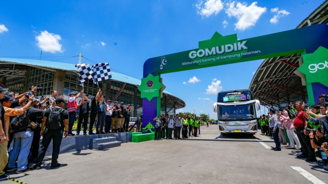 GoTo dan Kemenhub Gelar Mudik Gratis Driver Gojek lewat GoMudik, Berangkat dari Pulo Gebang