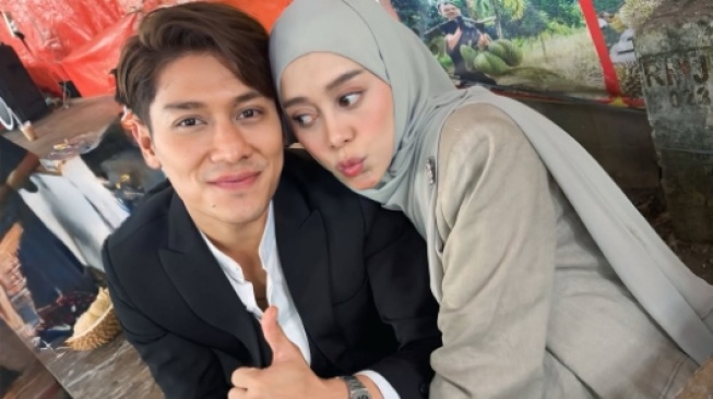 Rizky Billar Ungkap Wajah dan Nama Anak Ketiga, Terinspirasi dari Legenda Liverpool Jota