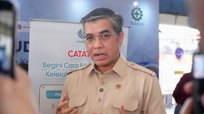 Menaker Yassierli menegaskan bahwa kondisi fisik pengemudi sangat menentukan tingkat kewaspadaan selama berkendara (Dok: Kemnaker)