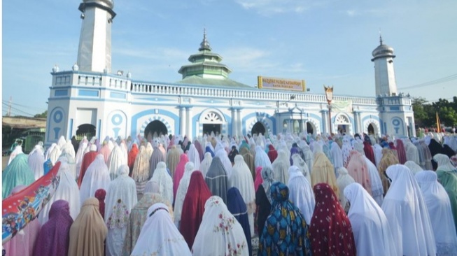 Bolehkah Wanita Haid Hadir di Masjid saat Sholat Ied Idulfitri? Ini Penjelasannya