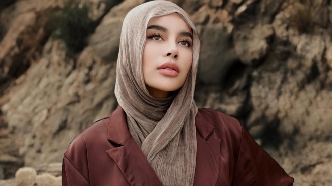 Aib Emy Aghnia Dikuliti Usai Bikin Konten Duka Vidi Aldiano, Diduga Pernah Dikeluarkan dari Ponpes