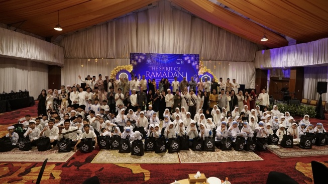 The Sultan Hotel & Residence Jakarta menyelenggarakan kegiatan Ramadan Charity Event bekerja sama dengan PT Bantu Group Indonesia, dan  didukung Said Management dan Bantu Musik (The Sultan Hotel & Residence Jakarta)