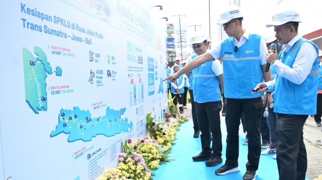Proyeksi Pemudik EV Melonjak, Dirut PLN Cek Kesiapan Layanan SPKLU Trans Jawa
