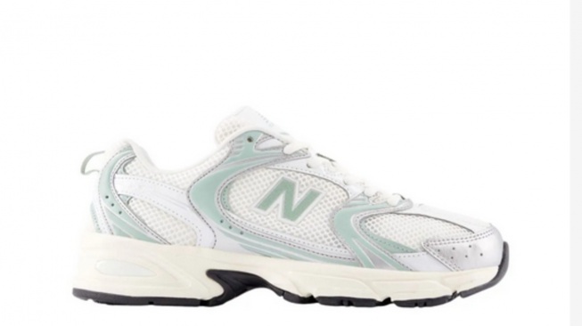New Balance 530 Unisex Sneakers Shoes &ndash; Silver (Foot Locker)