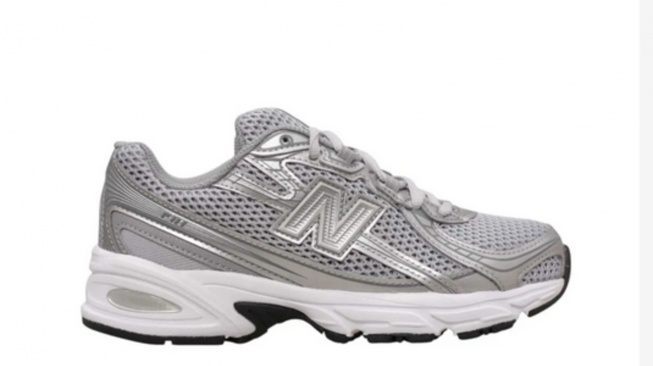 New Balance 740 Unisex Sneakers Shoes &ndash; Grey (Foot Locker)