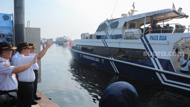 Pemprov DKI Jakarta Antar 689 Warga Kepulauan Seribu Pulang Kampung