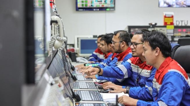Lebaran di Balik Panel Kontrol: Pekerja Kilang Pertamina Kawal Satgas Ramadan & Idulfitri 2026