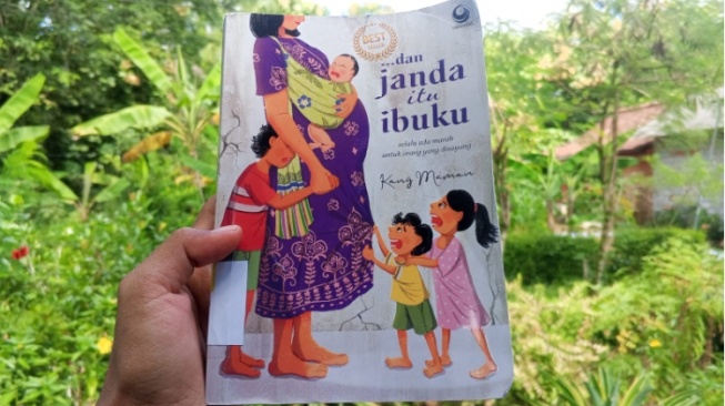 Dusta Indah dan Doa yang Nyata: Mengenal Sosok Ibu dalam Karya Kang Maman