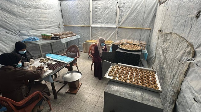 Lebaran di Neraka Dunia: Ketika Kue Idul Fitri Jadi Simbol Perlawanan Hidup di Gaza