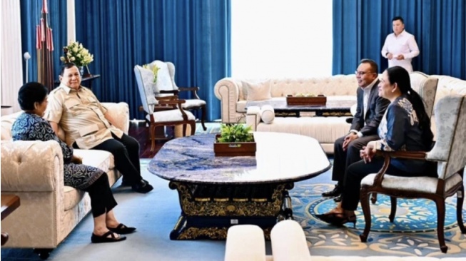 Dasco dan Puan Duduk Satu Kursi Dampingi Prabowo-Mega, Sinyal Politik Apa?