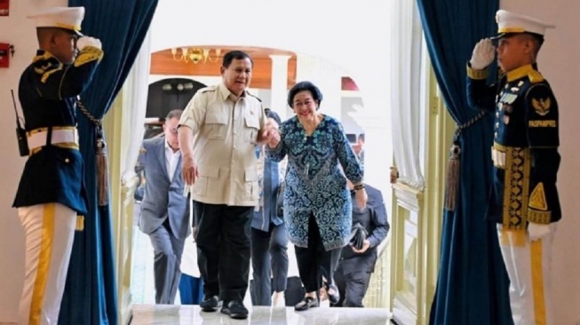 Prabowo dan Megawati Bertemu 2 Jam di Istana Merdeka, Bahas Isu Strategis hingga Geopolitik