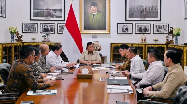 Respons Dinamika Timur Tengah, Presiden Prabowo Pimpin Rapat Strategis Penghematan Energi