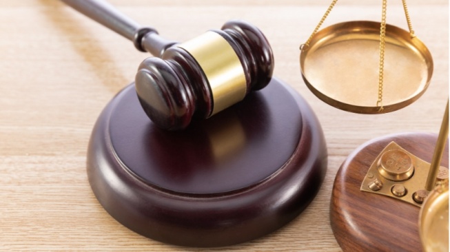 Keadilan yang Harus Dipaksa: Catatan di Balik Gugatan UU Pensiun 1980