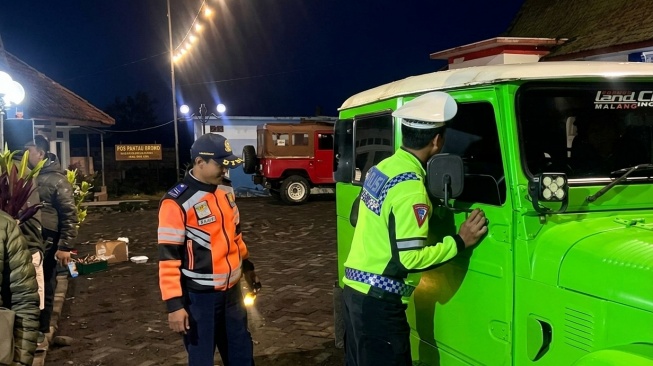 Polres Malang Perketat Pengawasan Jip Wisata Bromo Saat Lebaran 2026