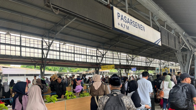 Kemenhub Catat Lonjakan 8,58 Persen Pemudik dengan Angkutan Umum, Kereta Masih Jadi Favorit