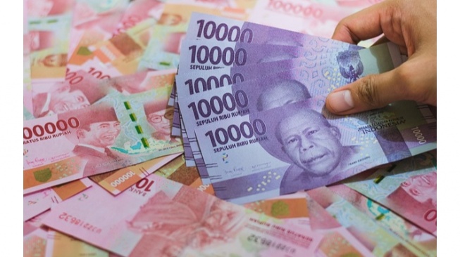 Uang THR Anak untuk Apa? Ini Cara Bijak Agar Tidak Cepat Habis