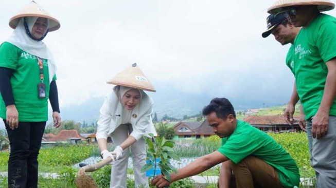 Saat Kelestarian Hutan Menjadi Kunci, PNM Mengajak Menjaga Bersama Kehidupan
