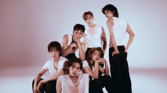 Xdinary Heroes Umumkan Comeback, Mini Album ke-8 DEAD AND Siap Rilis April