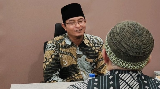 Mimpi Kuburkan Pasangan Disebut Tanda Selingkuh, Penjelasan Abah Romdhoni Viral