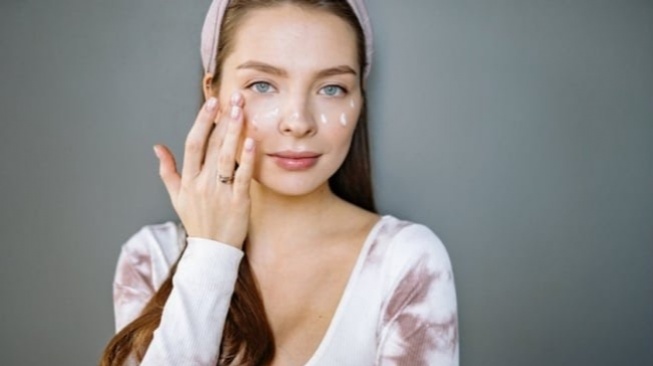 4 Tone Up Cream SPF untuk Kulit Sensitif Auto Cerah saat Lebaran Idulfitri