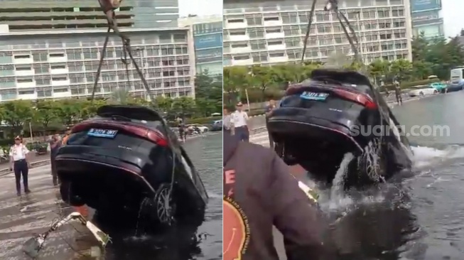 Kronologi Mobil BYD Tabrak Pembatas dan Masuk Kolam Bundaran HI Menteng