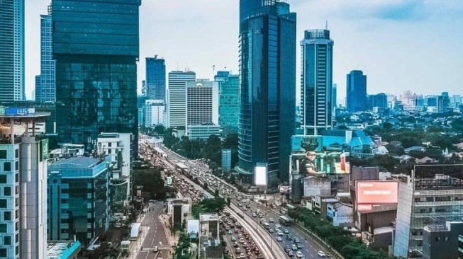 Yamaha Indonesia kembali memperkuat posisi di segmen skuter matik stylish dengan menghadirkan varian warna Starry Night pada model Fazzio Hybrid Connected. (Foto: Yamaha)