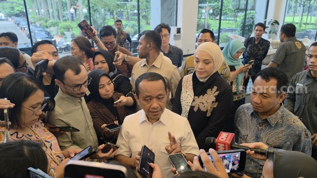 RI Sudah Punya Pos Impor Minyak Mentah Baru, Bahlil: Jangan Tanya Dari Mana?