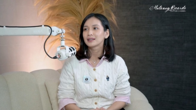 Klarifikasi Dea Annisa Disebut Jadi 'Sapi Perah' Keluarga sampai Tunda Nikah