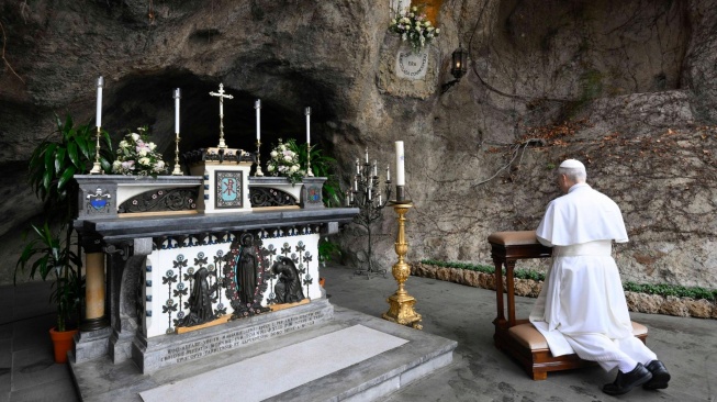 Paus Leo Kritik Donald Trump: Tuhan Tolak Doa Pemimpin Pengobar Perang