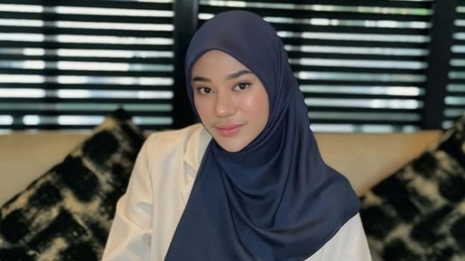 Usai Pergoki Suami VCS dengan Cewek, Clara Shinta Introspeksi dan Menyesal Abaikan Petunjuk Al-Quran