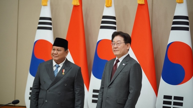 Prabowo Bertemu Presiden Korsel, Sepakat Tingkatkan Kerja Sama Ekonomi, Pertahanan, hingga AI