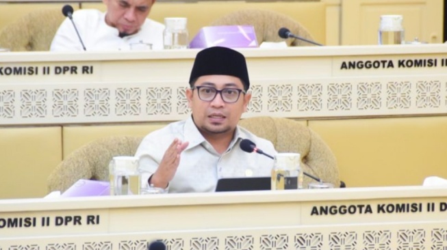 WFH ASN Setiap Jumat Resmi Berlaku Mulai Hari Ini, DPR Minta Evaluasi Berkala