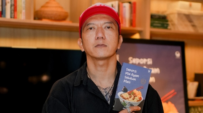 Aktor Teuku Rifnu Wikana ikut bintangi Seporsi Mie Ayam Sebelum Mati yang akan memulai syuting pada 7 April 2026. [dokumentasi pribadi]