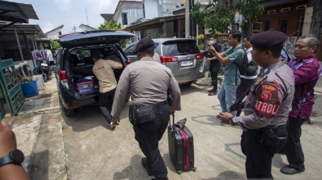 Giliran Rumah Ono Surono di Indramayu Digeledah KPK