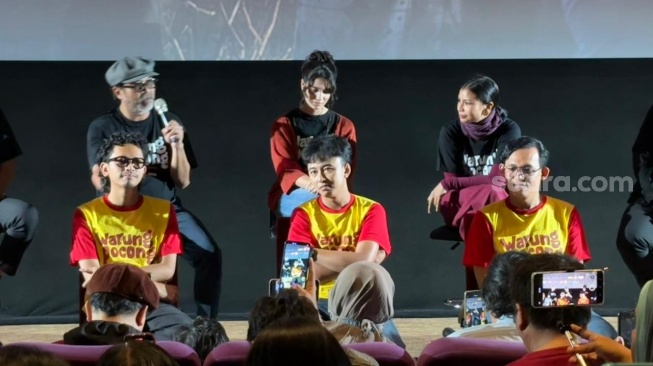 Konferensi pers film Warung Pocong yang digelar di kawasan Kuningan, Jakarta Selatan pada Rabu, 1 Maret 2026. [Suara.com/Tiara Rosana]