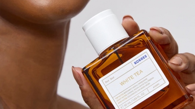 3 Parfum White Tea Terbaik untuk Halalbihalal, Wangi Clean Anti-Nyengat