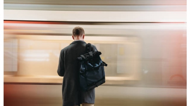 INFJ 101: Rahasia Si Penasihat Misterius yang Hobi Curhat tapi Susah Terbuka