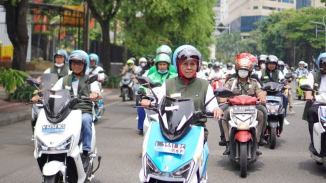 Tak Bikin Was-was, Ini 5 Motor Listrik dengan Garansi Baterai Terpanjang