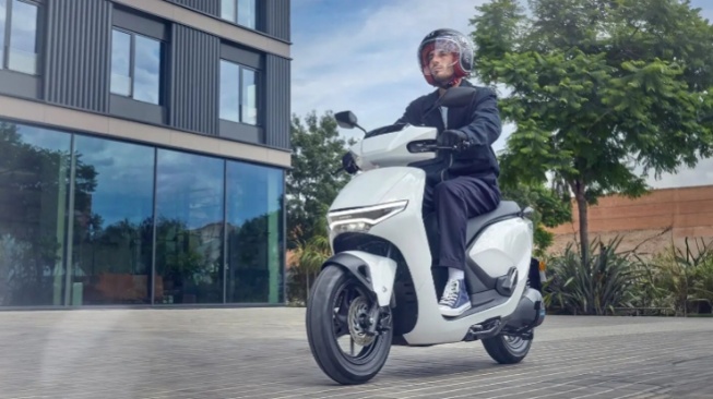 Update Harga Motor Listrik Honda April 2026: Dari ICON e: hingga CUV e:, Cek Spesifikasi Lengkapnya